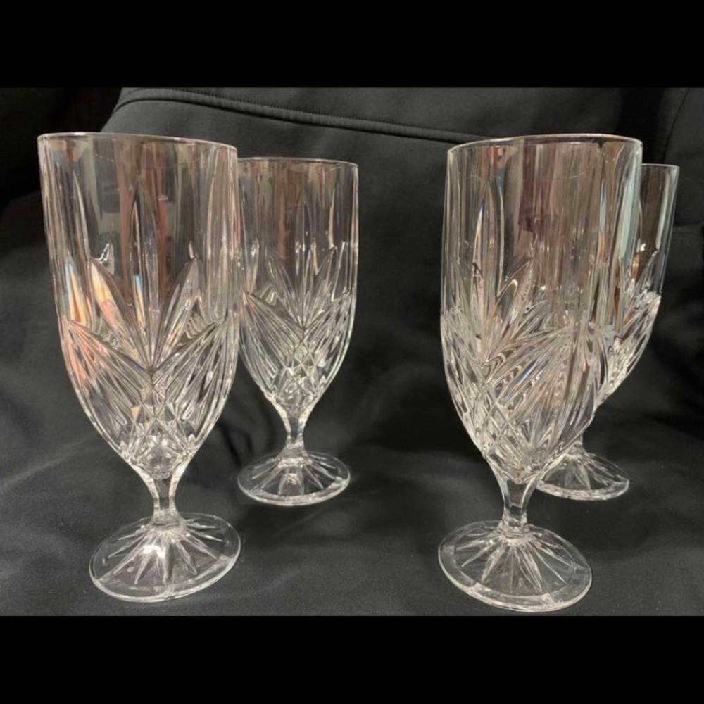 Elegant Clear Crystal Wine Glasses Set of 4